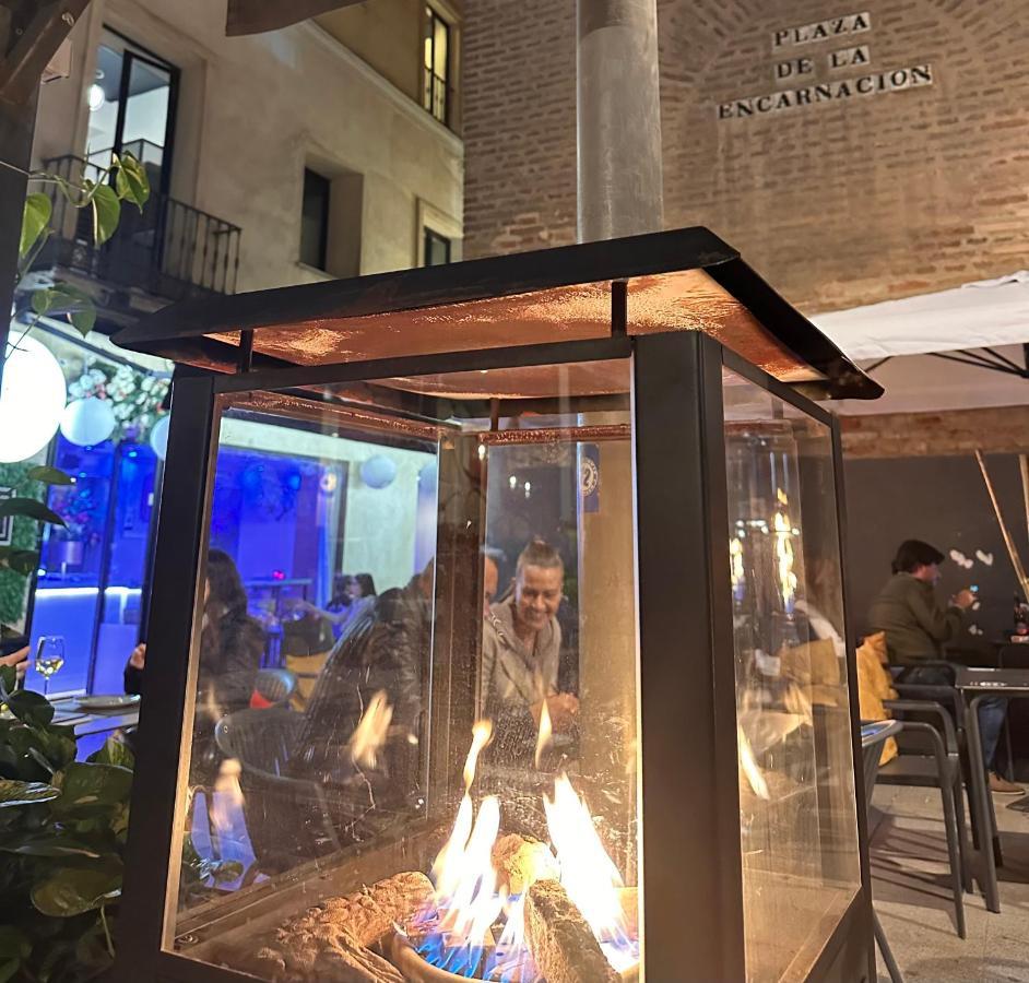 Suites Las Setas & Bicicletas Electricas Gratis Seville Exterior photo